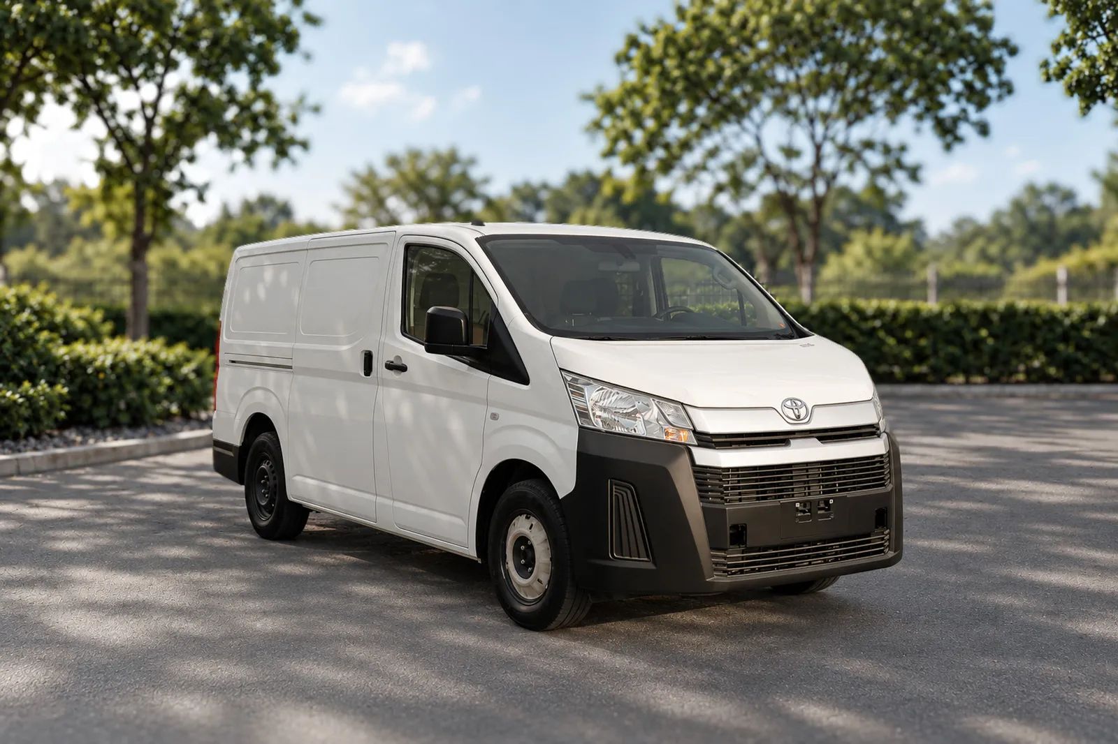 2026 Toyota Hiace photo 3
