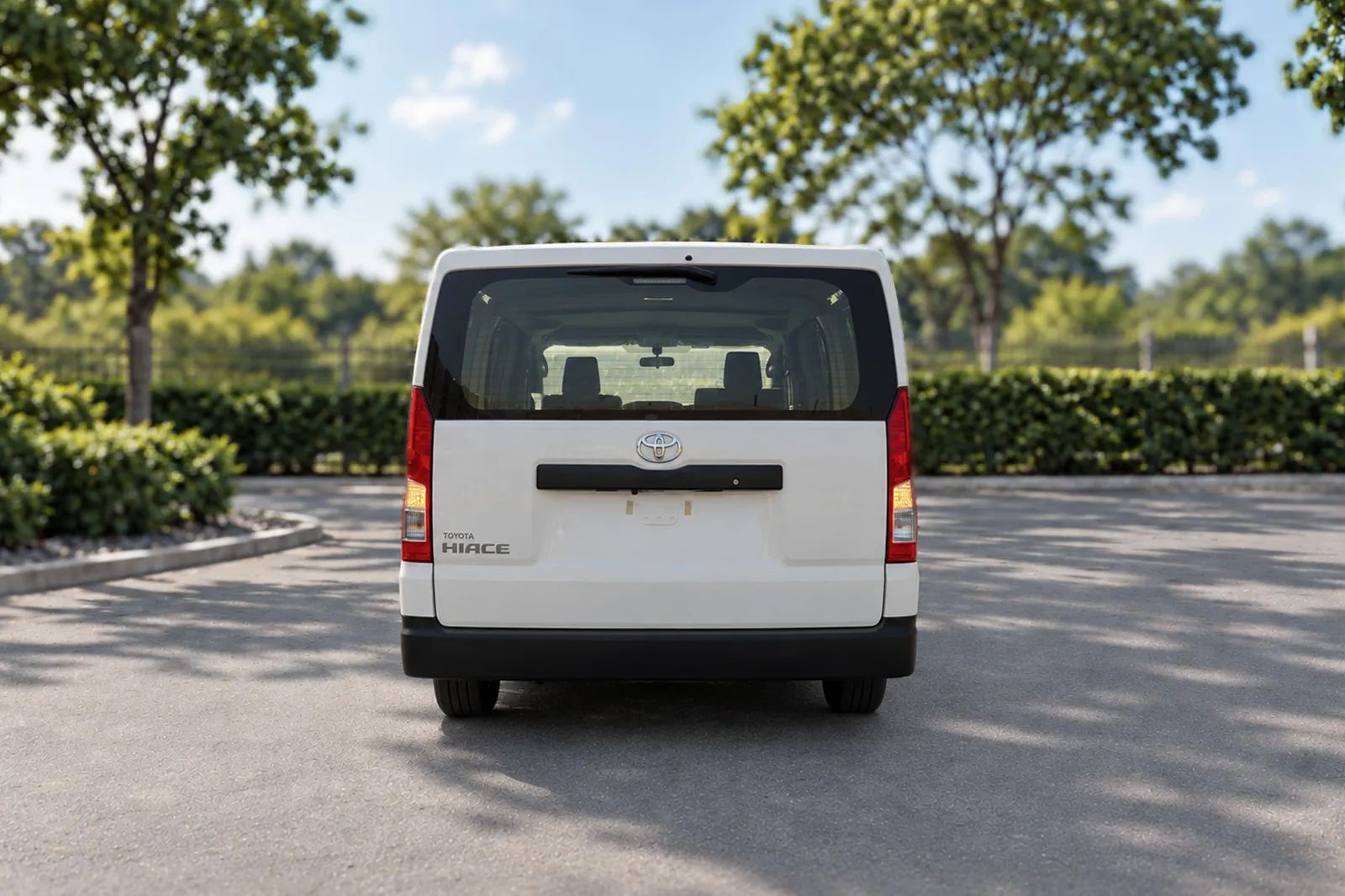 2026 Toyota Hiace photo 5