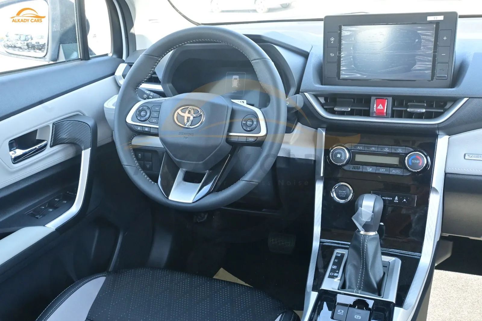 2025 Toyota Veloz photo 2