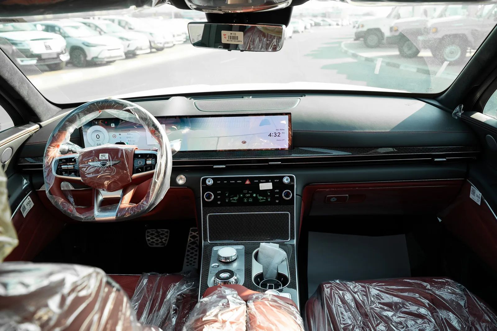 2026 Genesis GV80 photo 2