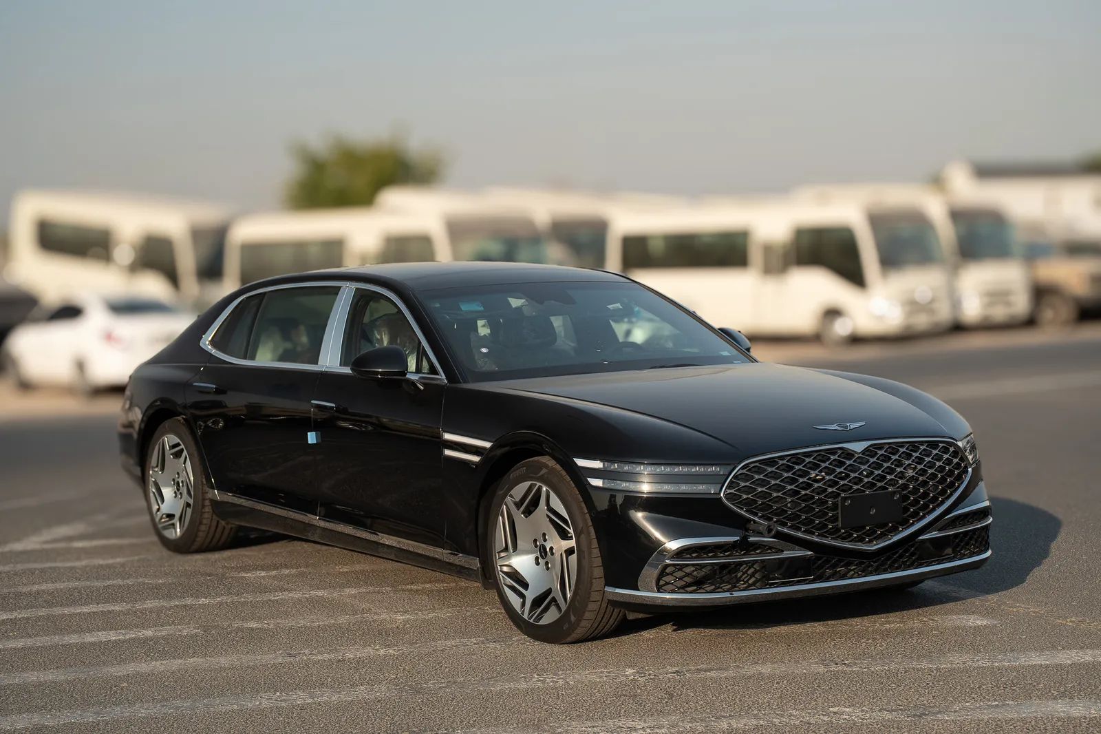 2026 Genesis G90 photo 3