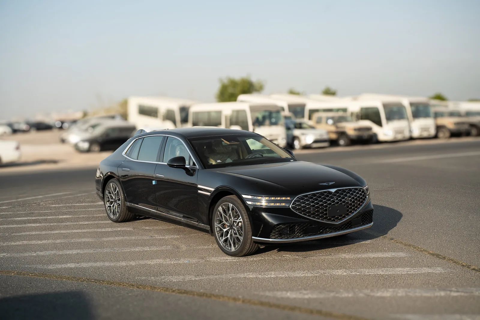 2026 Genesis G90 photo 3