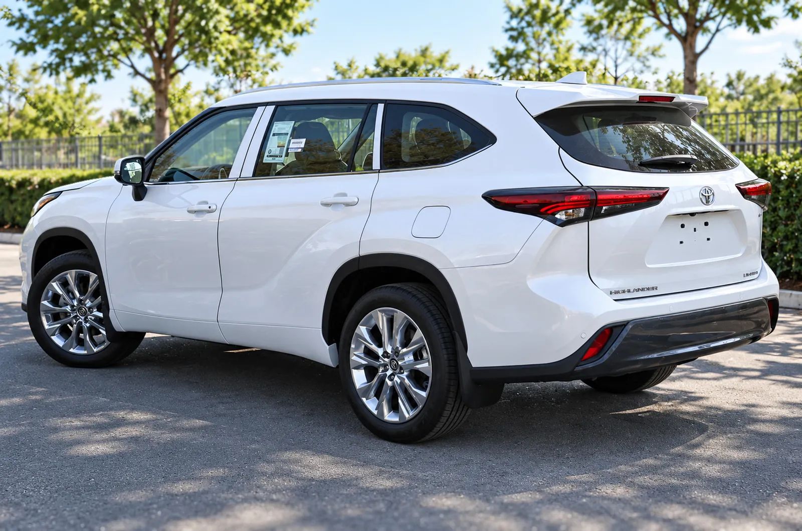 2026 Toyota Highlander photo 5