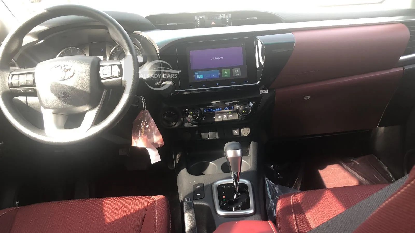 2024 Toyota Hilux photo 2