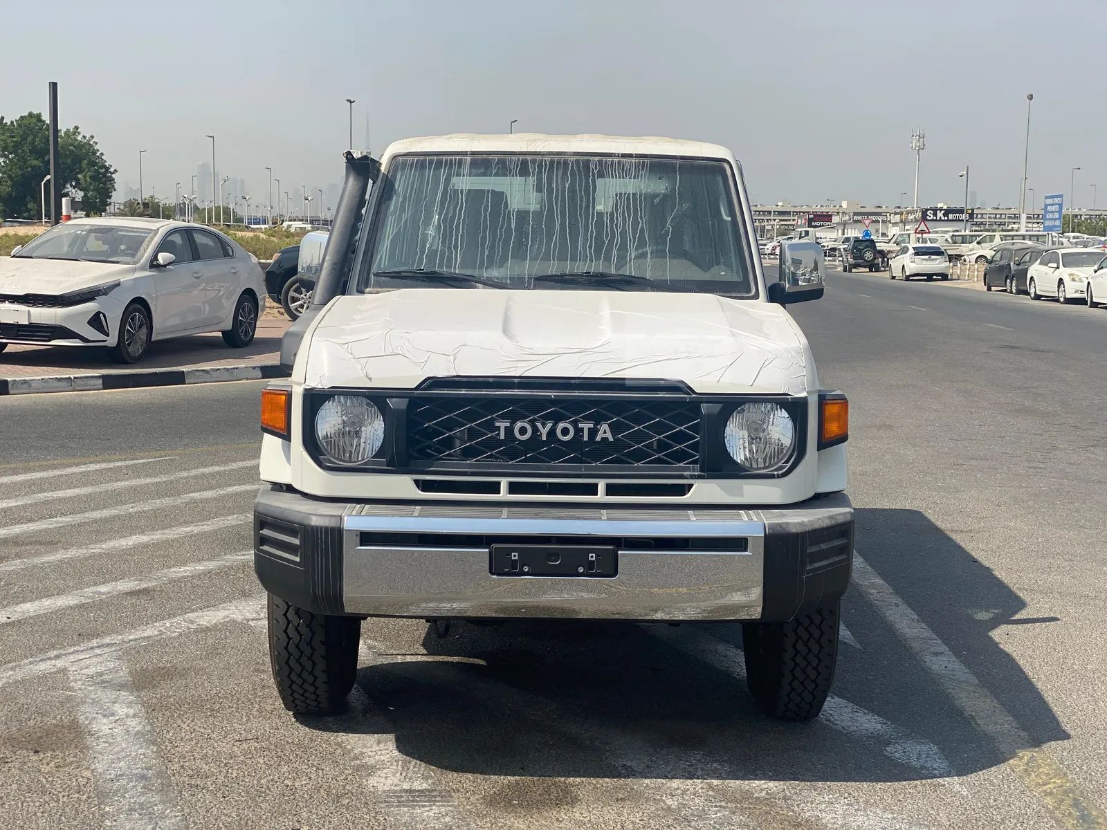 2025 Toyota Land Cruiser photo 3