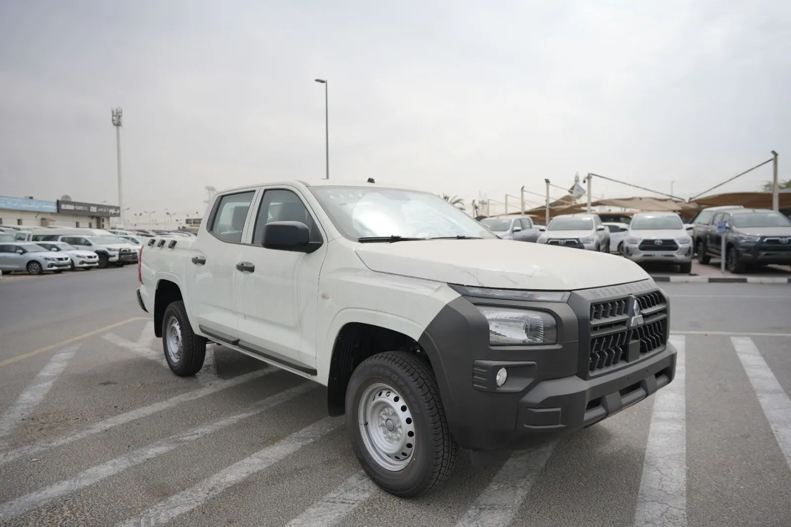 2025 Mitsubishi L200