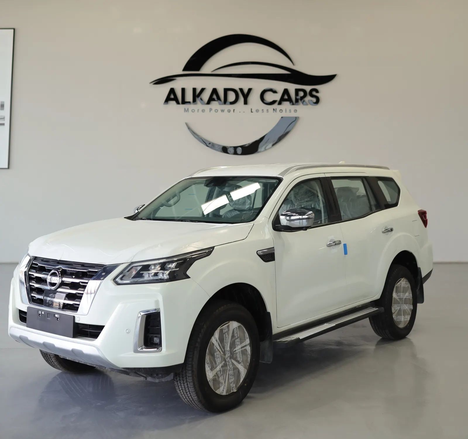 2023 Nissan X-Terra photo 2