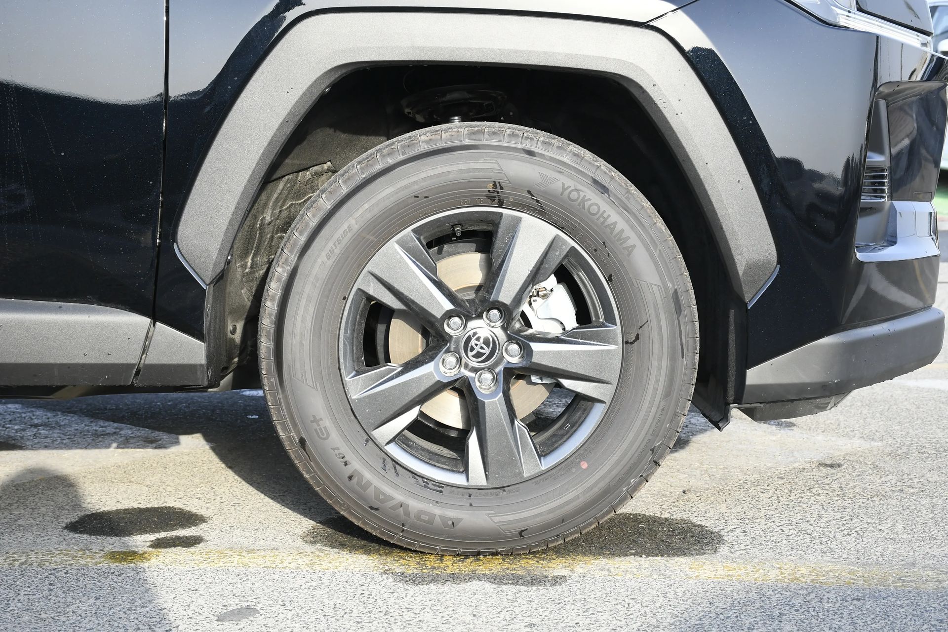 2026 Toyota RAV4 photo 5