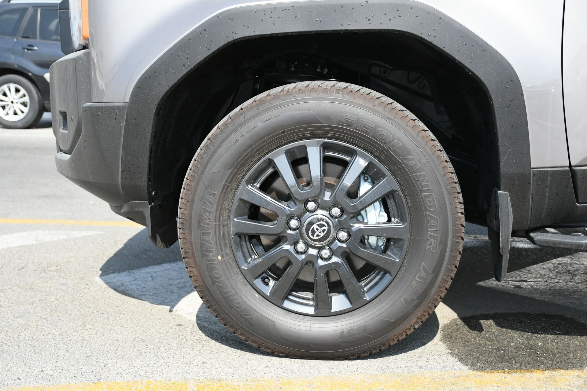 2024 Toyota Prado photo 4