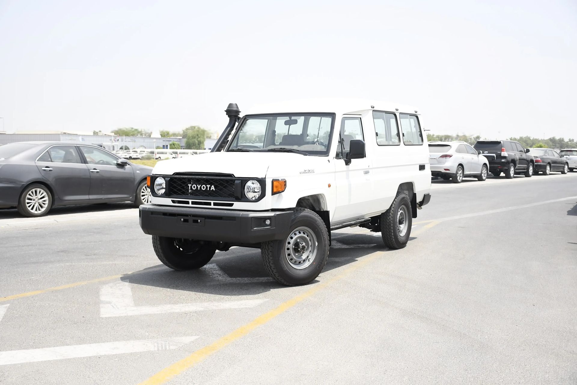 2026 Toyota Land Cruiser photo 2