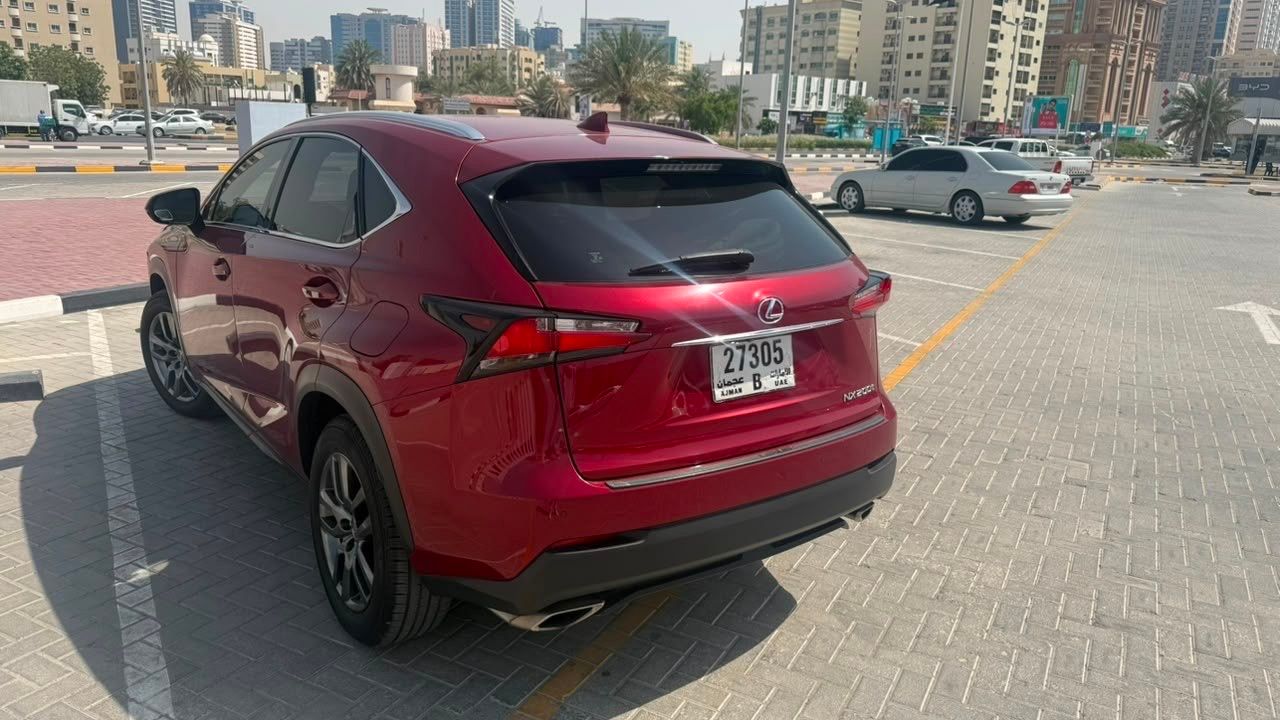 2015 Lexus NX photo 4