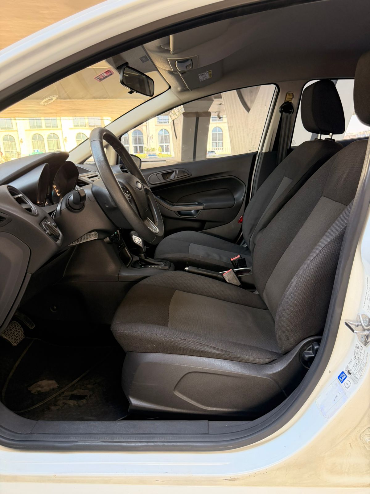 2017 Ford Figo photo 4