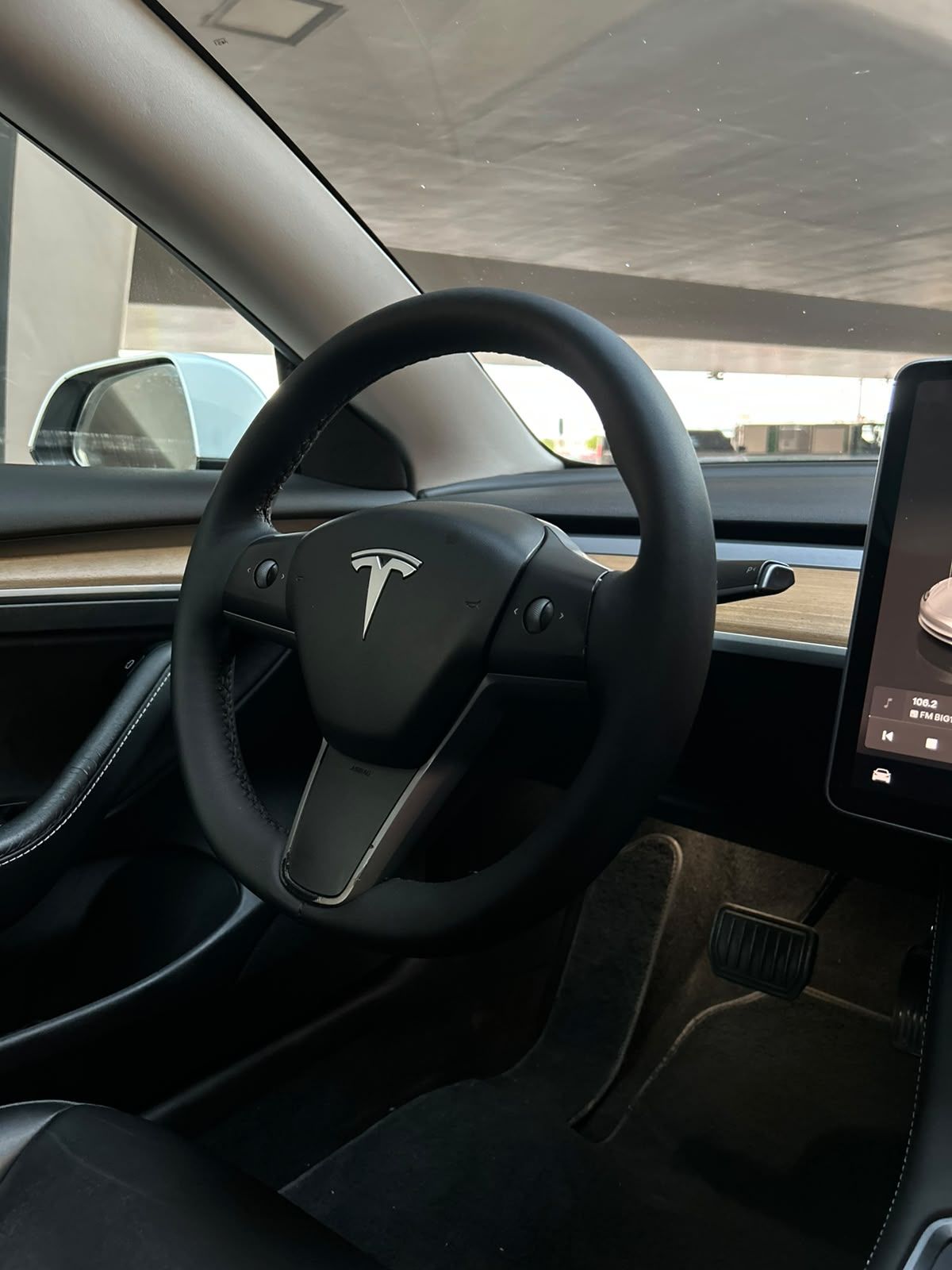 2023 Tesla Model 3 photo 3