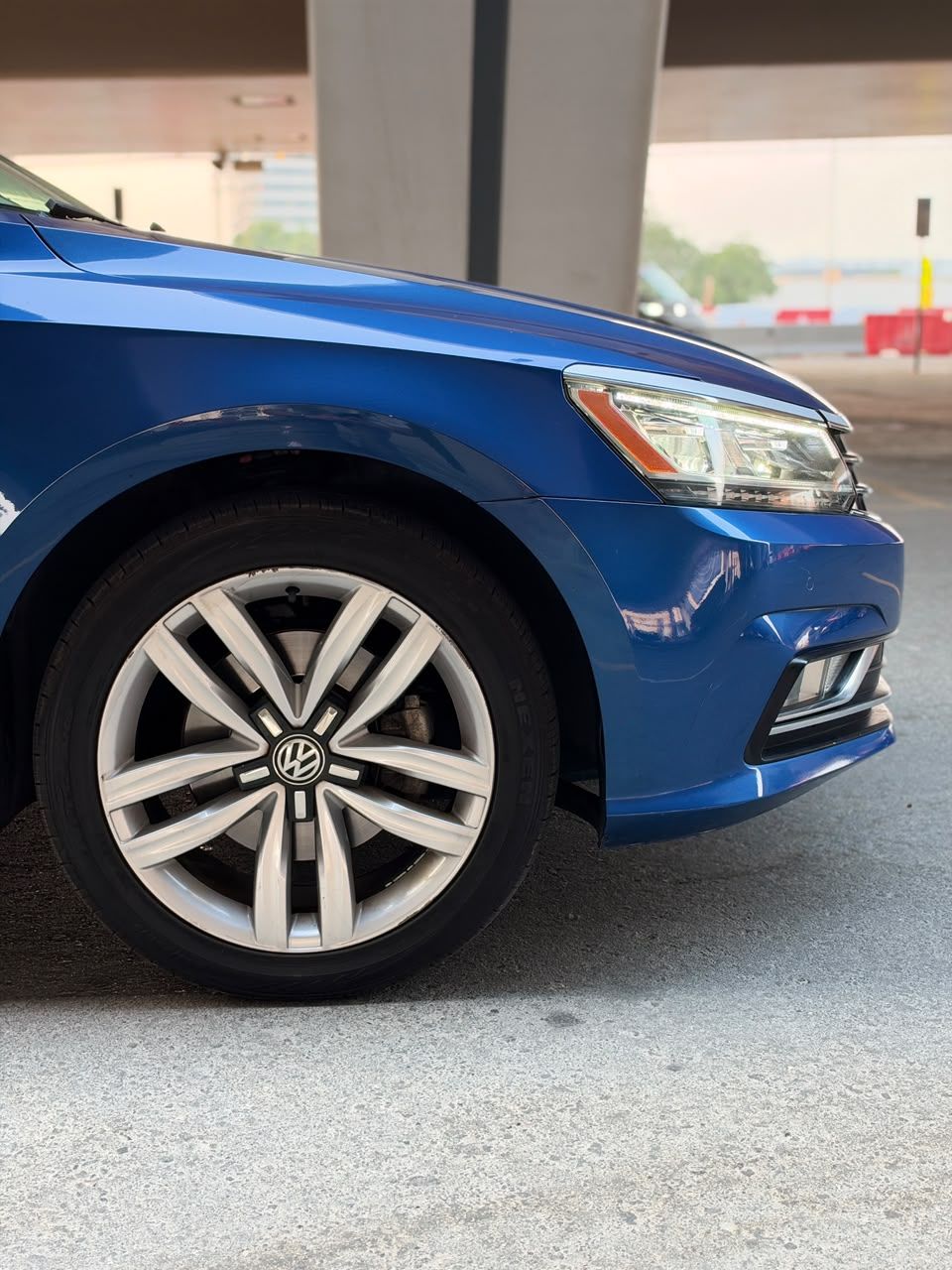 2016 Volkswagen Passat photo 4
