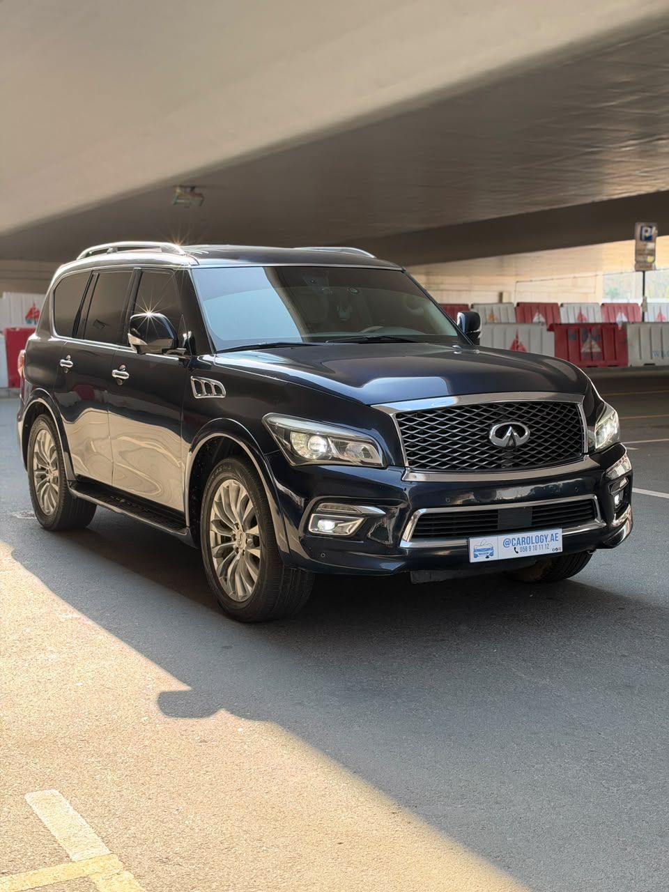2016 Infiniti QX80 photo 3