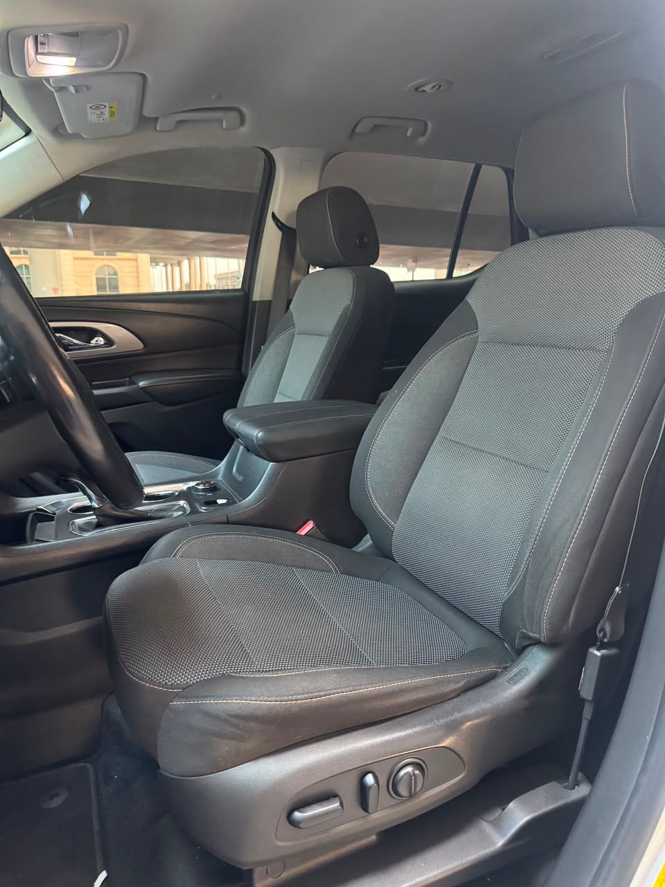 2018 Chevrolet Traverse photo 3