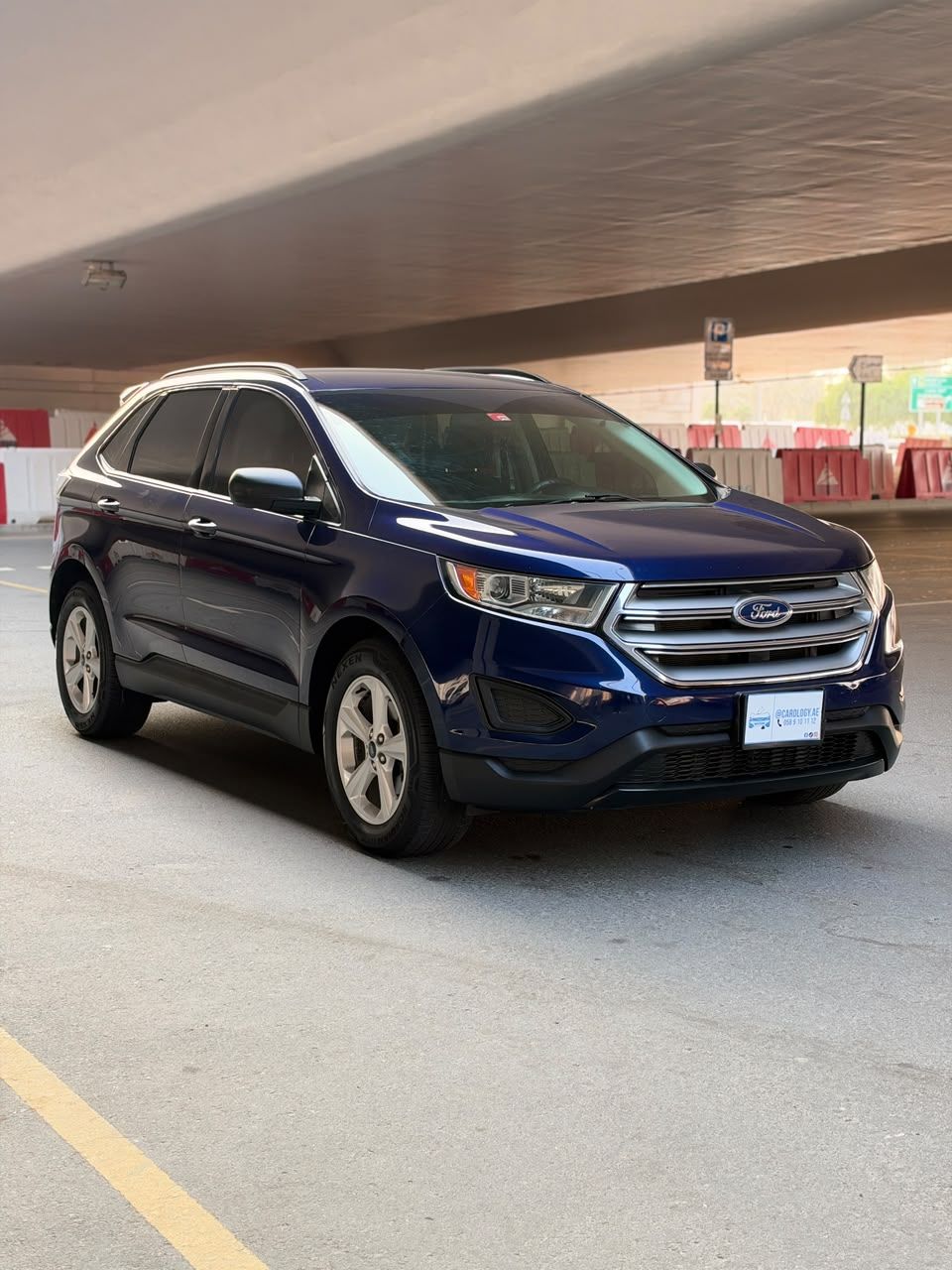 2016 Ford Edge photo 2