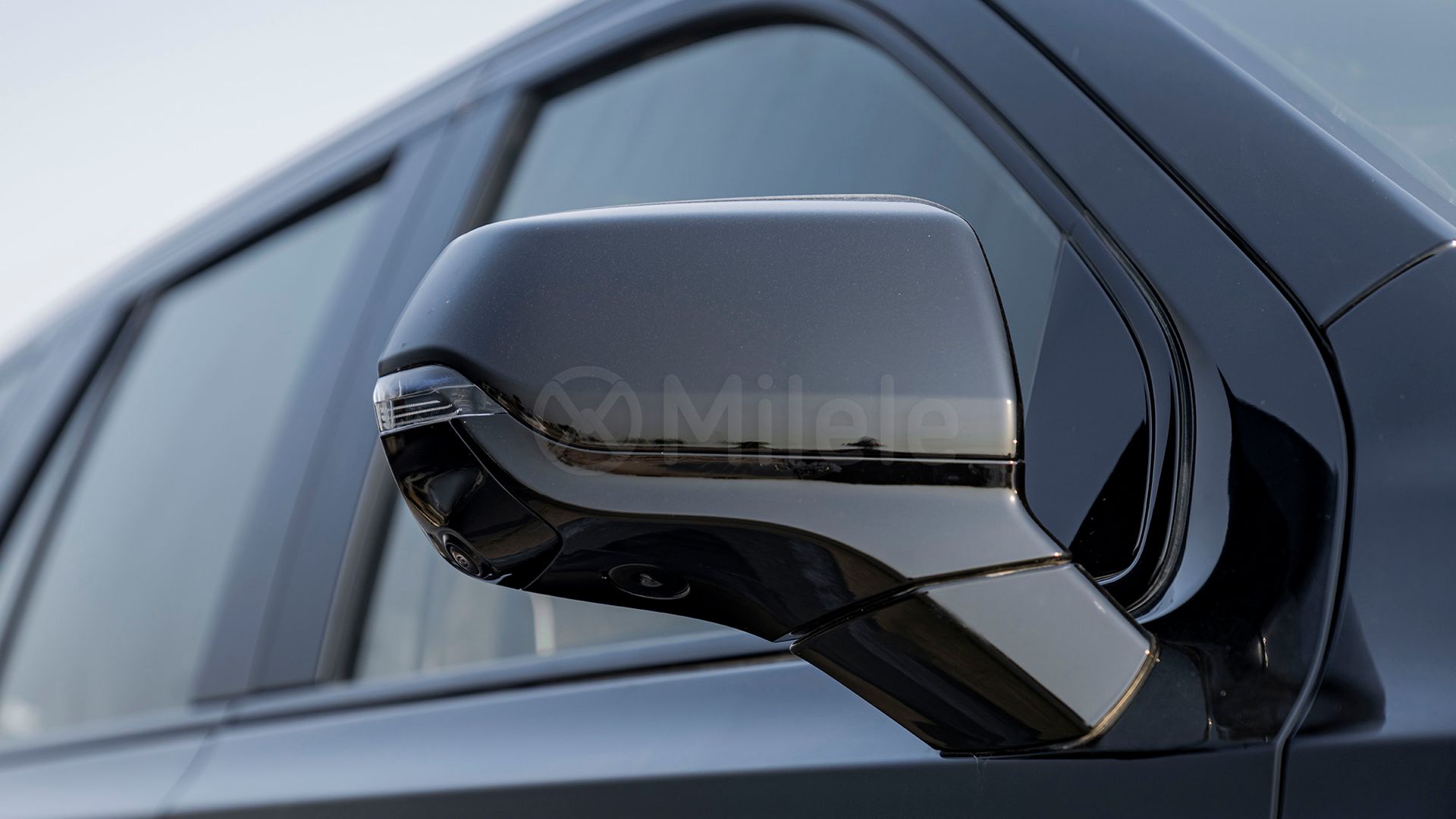 2026 Cadillac Escalade photo 2