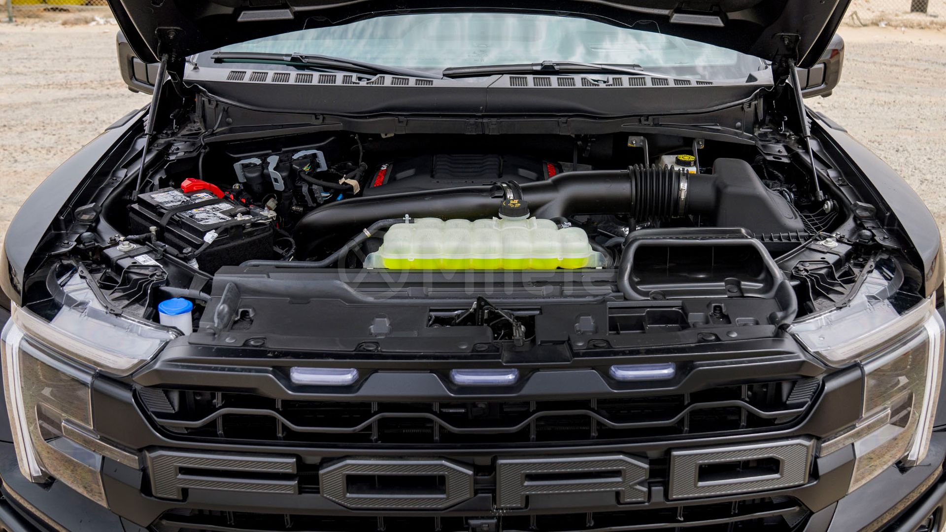 2025 Ford F-150 photo 5