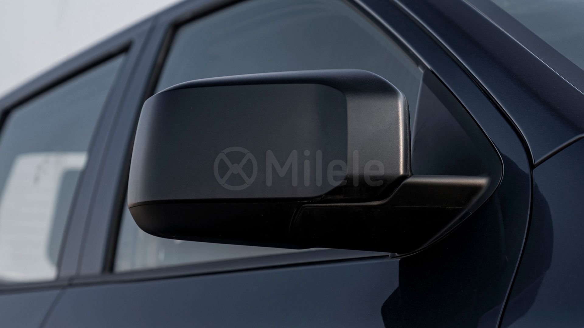 2027 Mitsubishi L200 photo 3
