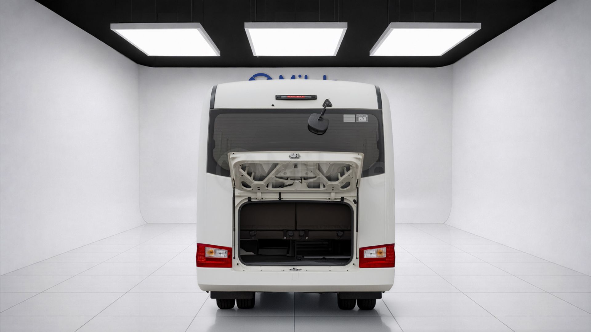 2025 Toyota COASTER photo 2