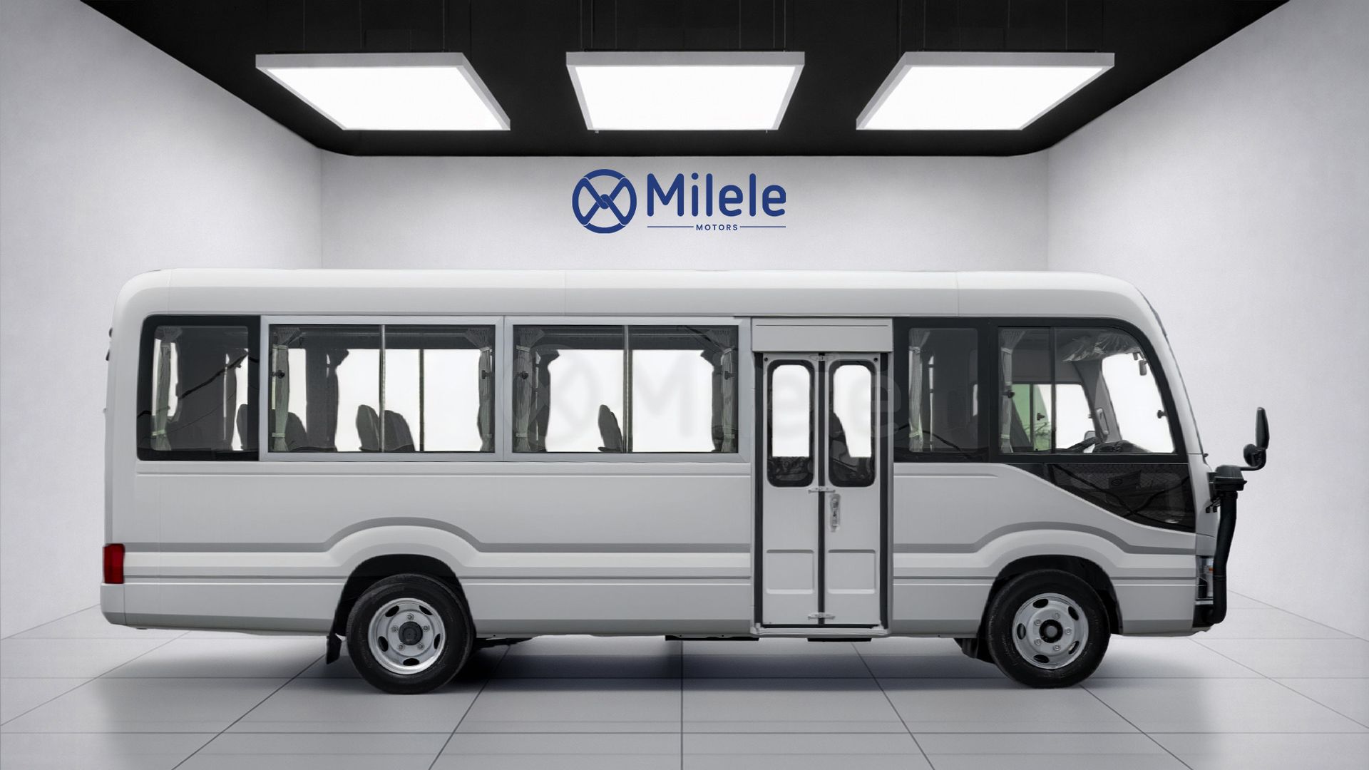 2026 Toyota COASTER photo 5