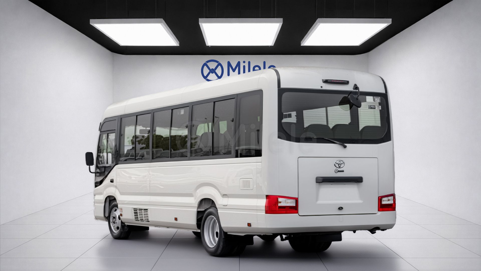 2026 Toyota COASTER photo 5