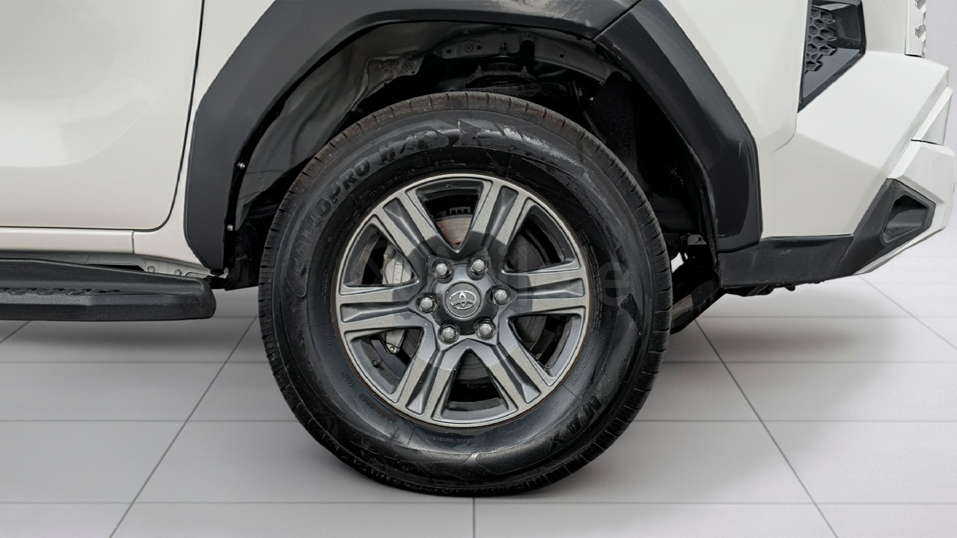2025 Toyota Hilux photo 4