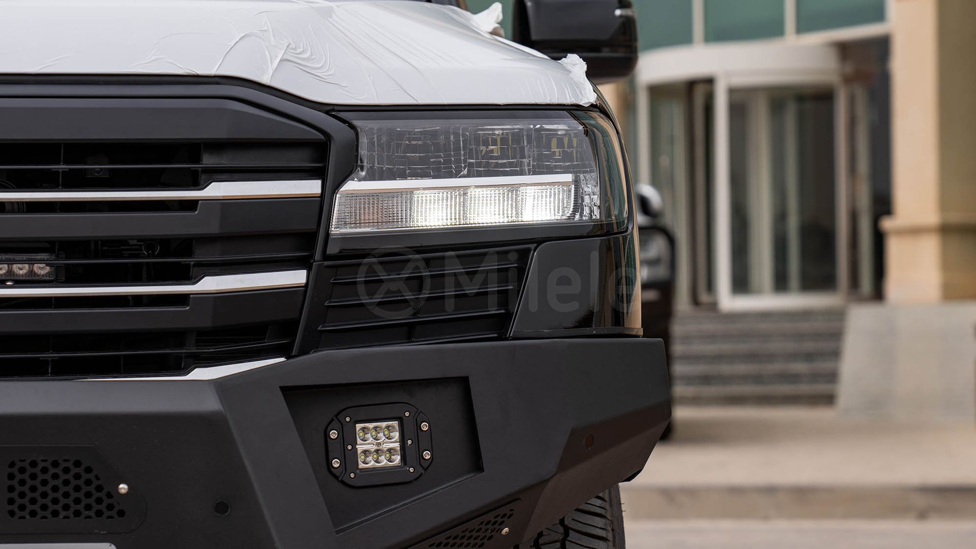 2025 Toyota Land Cruiser photo 3