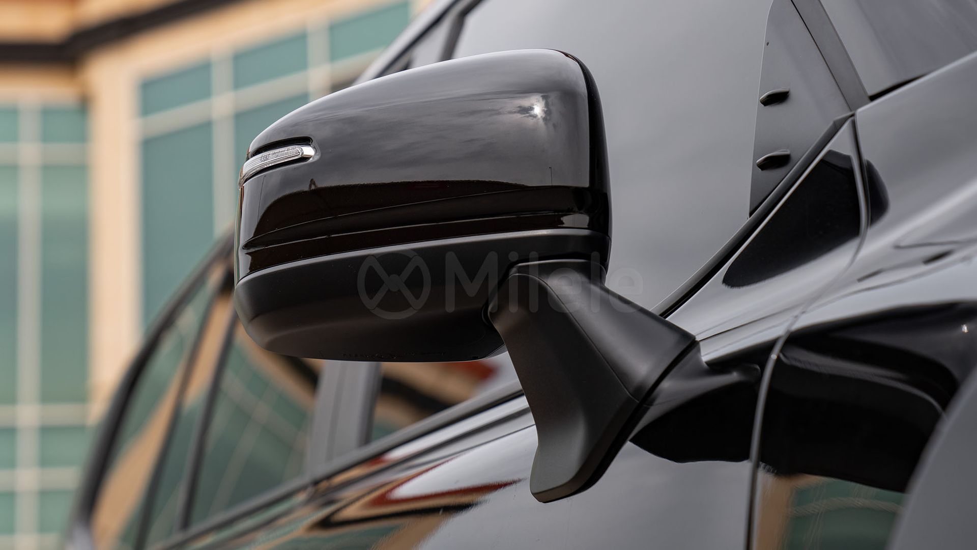 2025 Toyota Land Cruiser photo 4