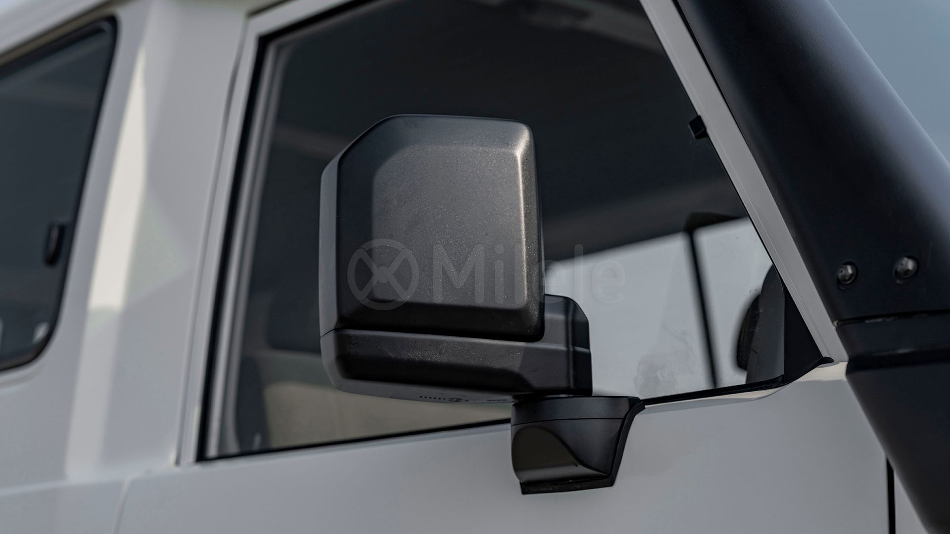 2026 Toyota Land Cruiser photo 2