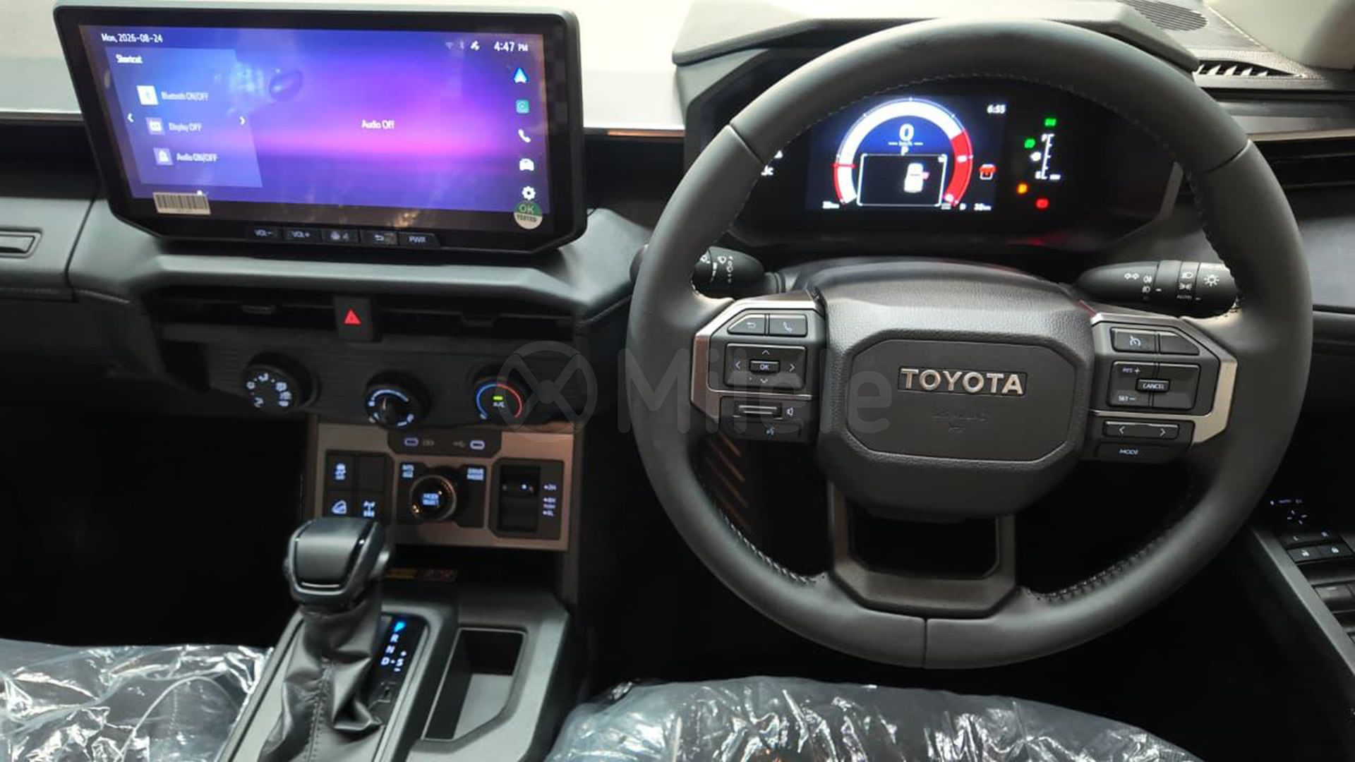 2025 Toyota Hilux photo 5