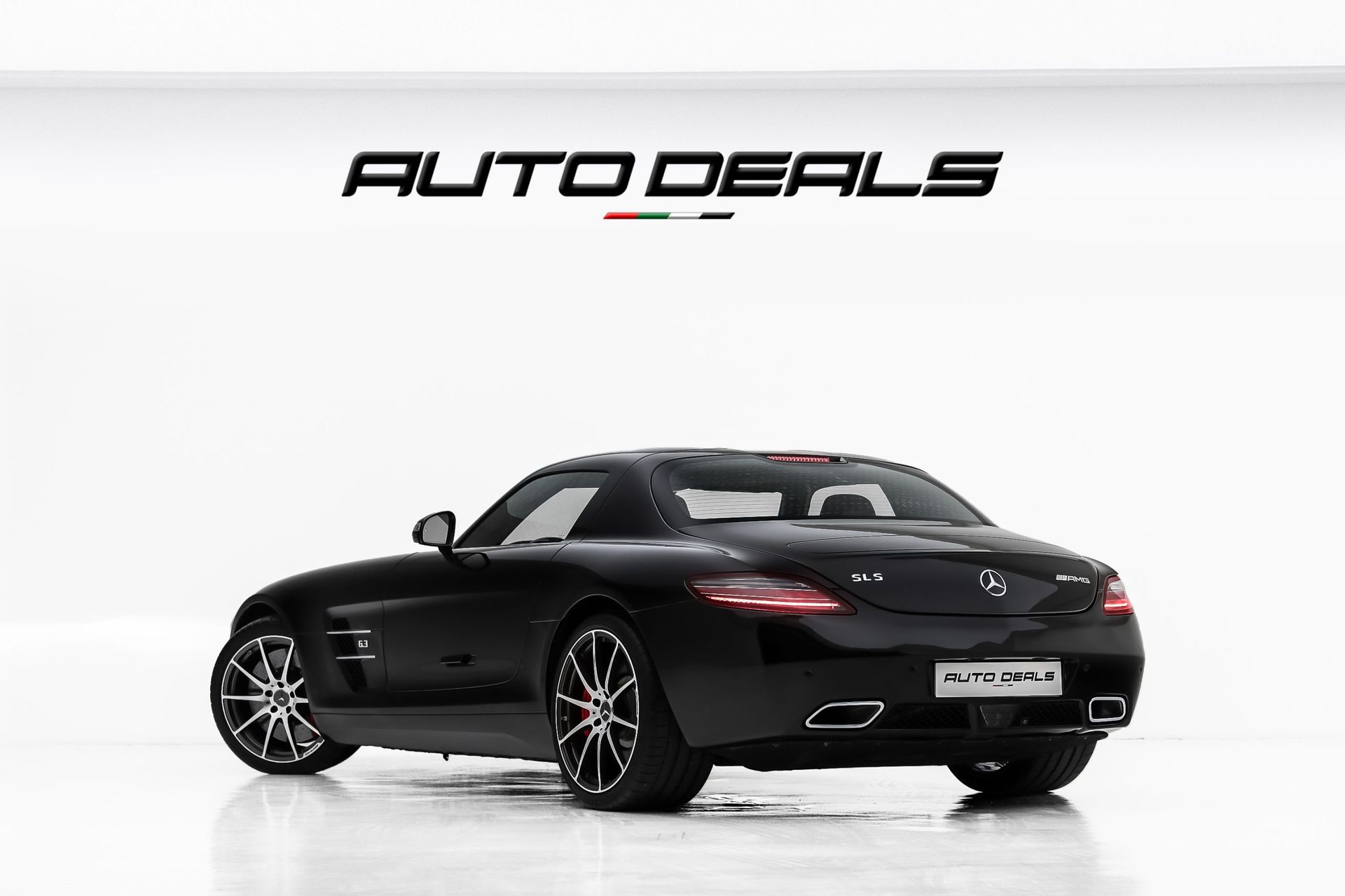 2012 Mercedes-Benz SLS photo 3