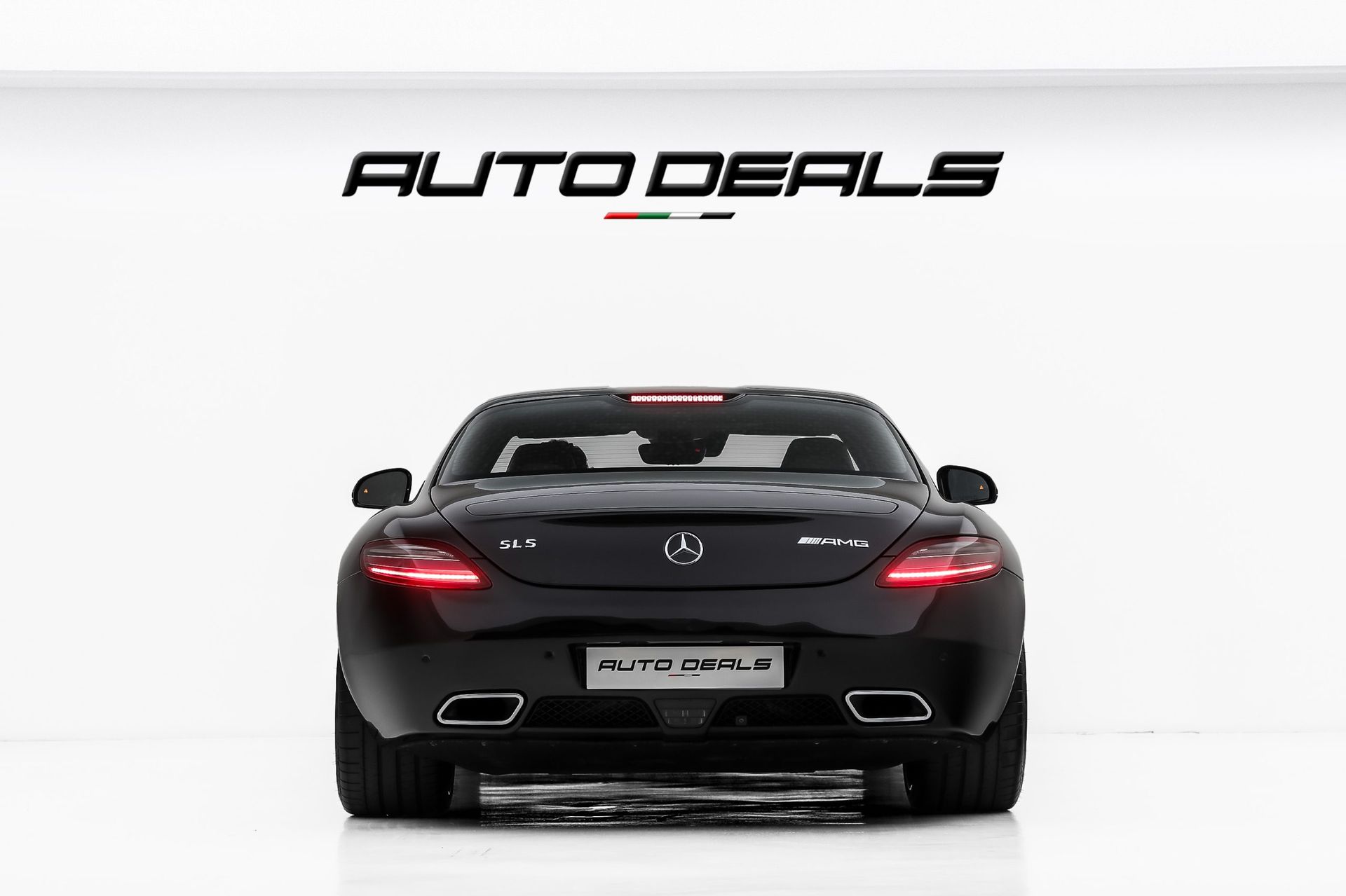 2012 Mercedes-Benz SLS photo 4