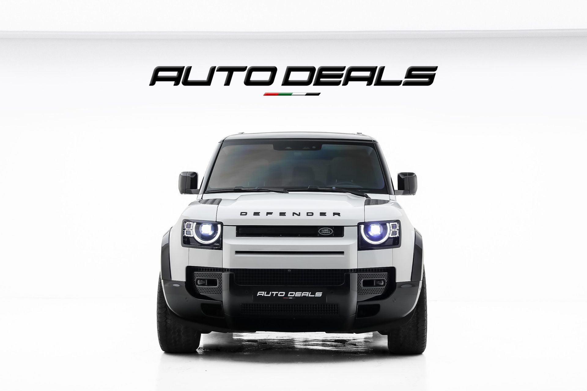 2023 Land Rover Defender photo 5