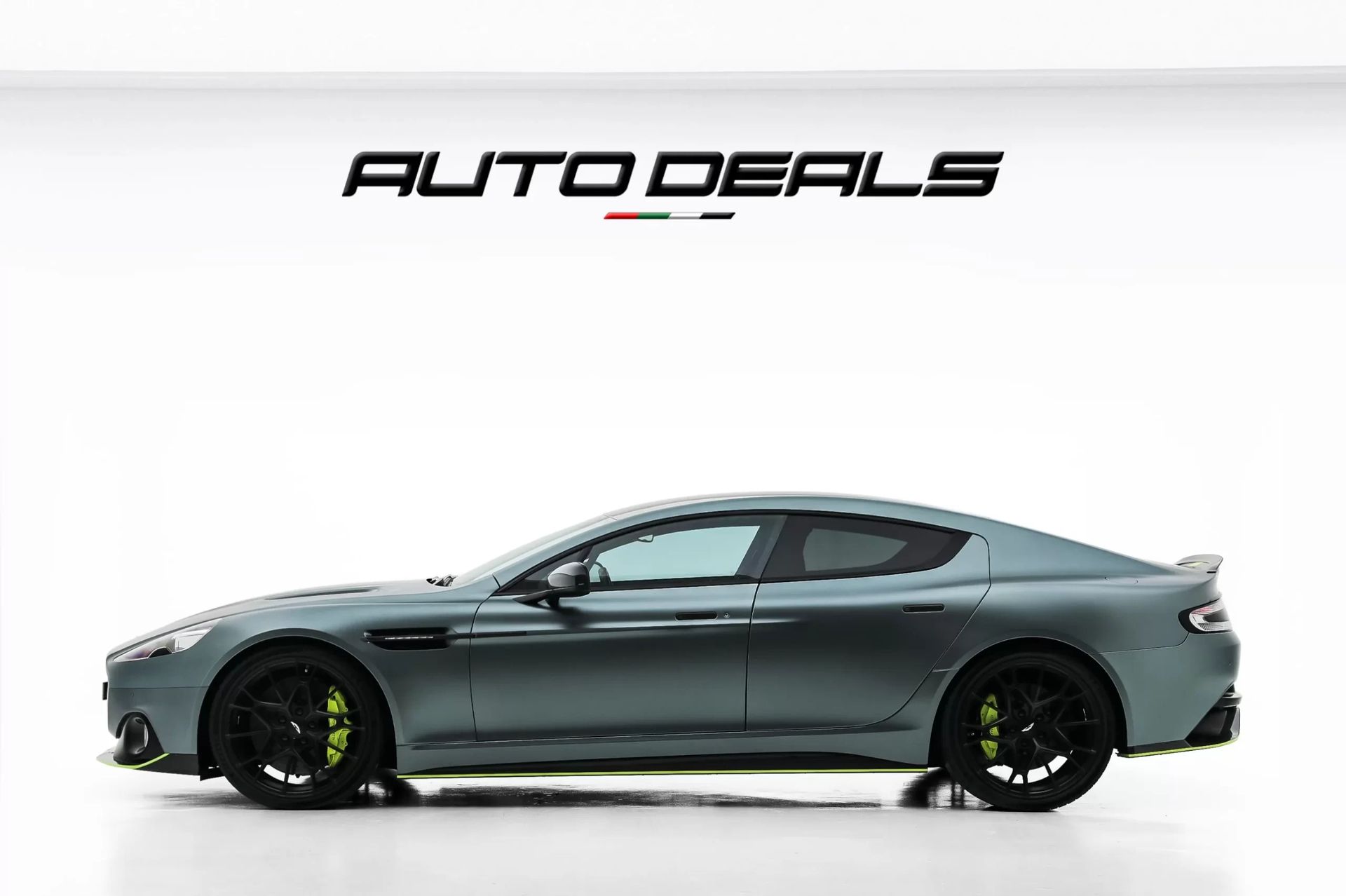 2019 Aston Martin Rapide AMR photo 3