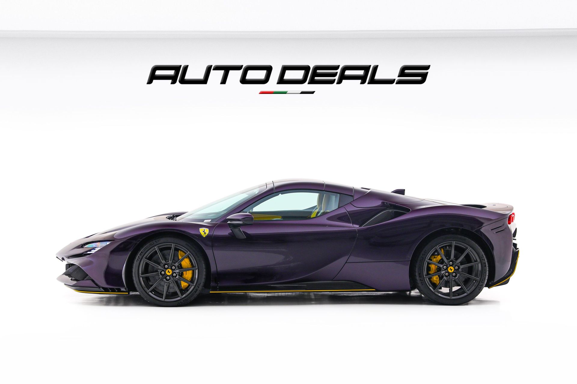 2024 Ferrari SF90 Spider photo 3
