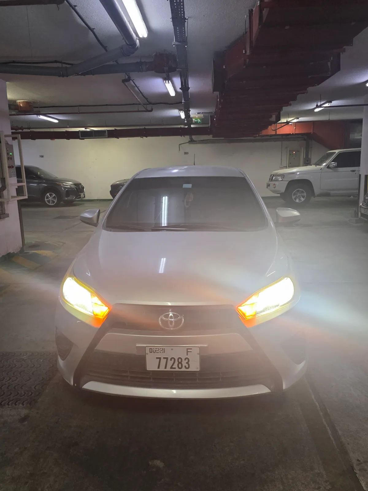 2015 Toyota Yaris photo 4