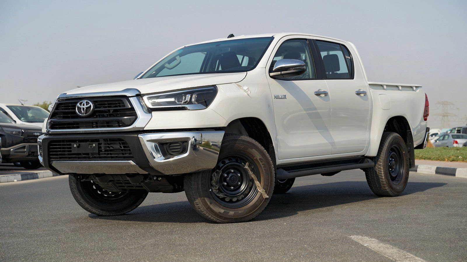 2025 Toyota Hilux SR5 2.4L Diesel