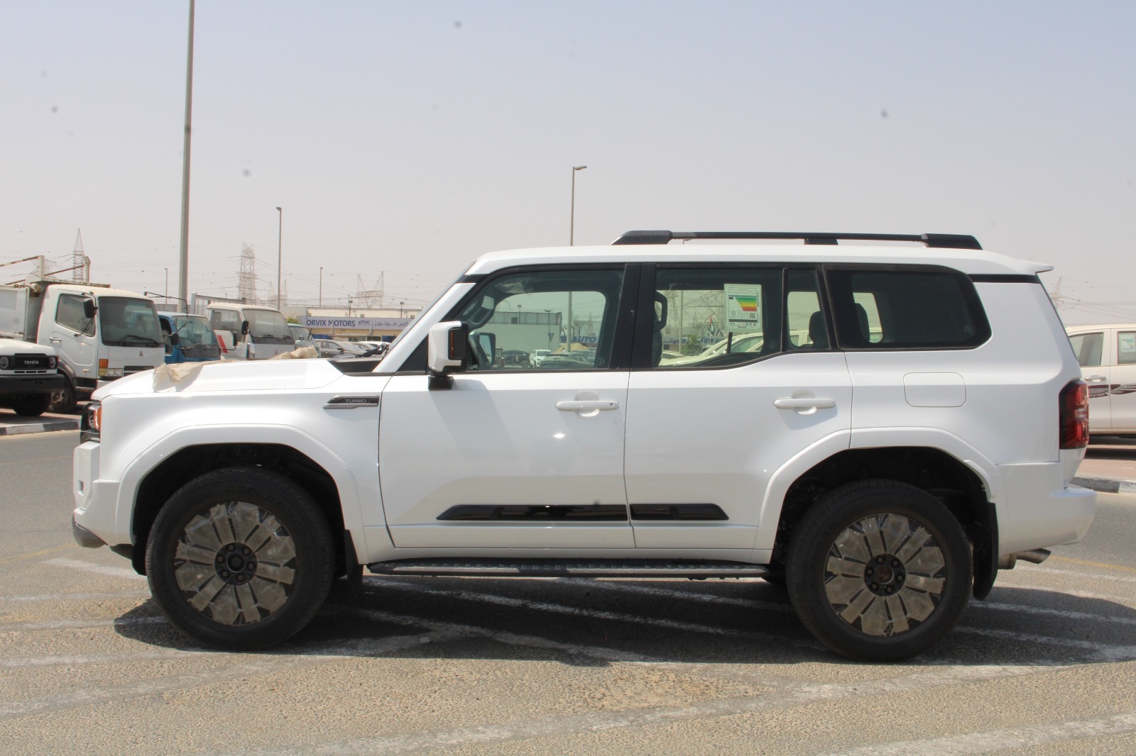 2026 Toyota Prado photo 2