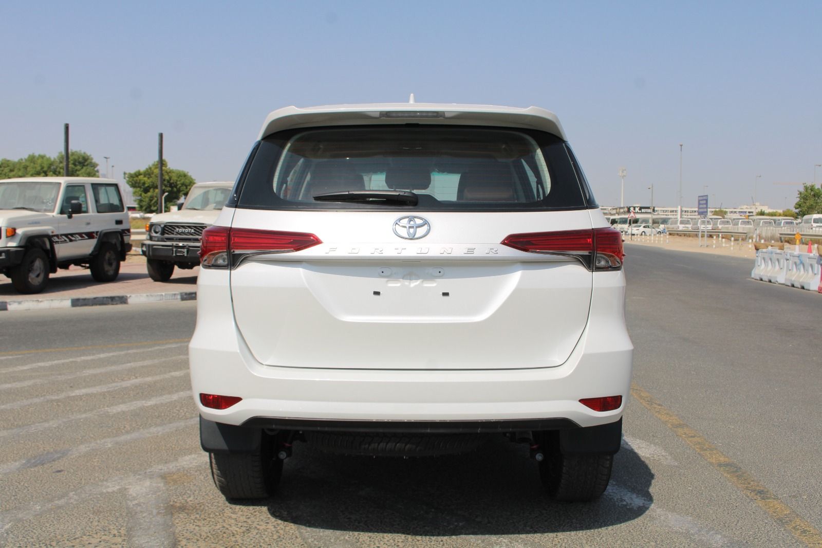 2026 Toyota Fortuner photo 4