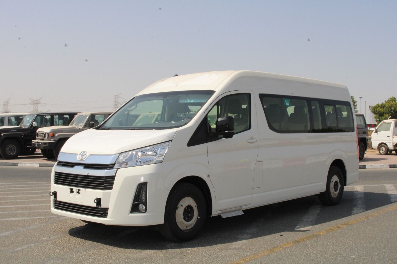LHD - TOYOTA HIACE BUS 3.5L PETROL GL AUTO
