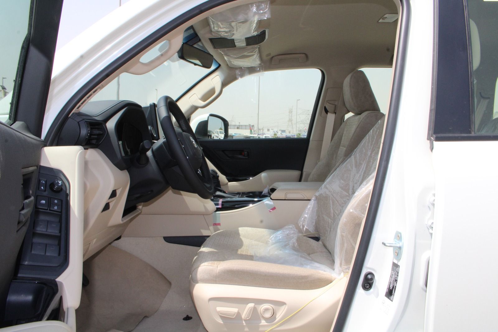 2025 Toyota Land Cruiser photo 4