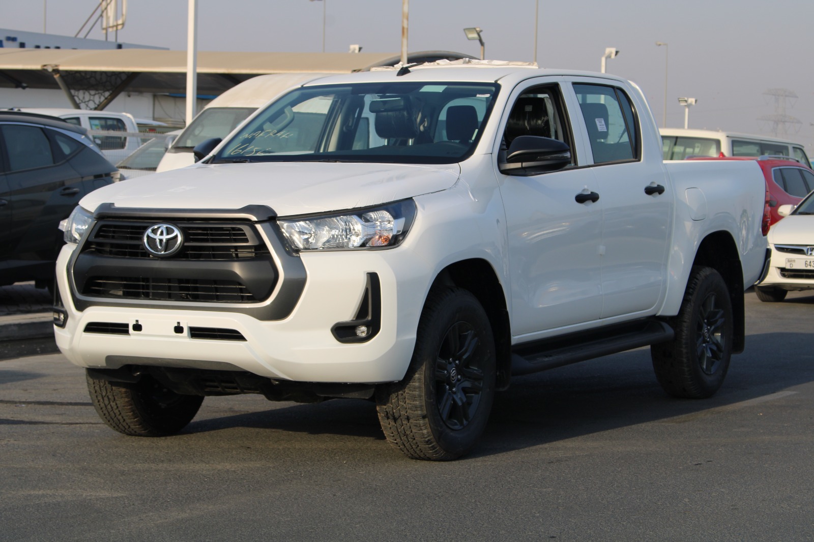 2025 LHD - TOYOTA HILUX 2.7L PETROL DOUBLE CAB 4X4 COMFORT AUTO