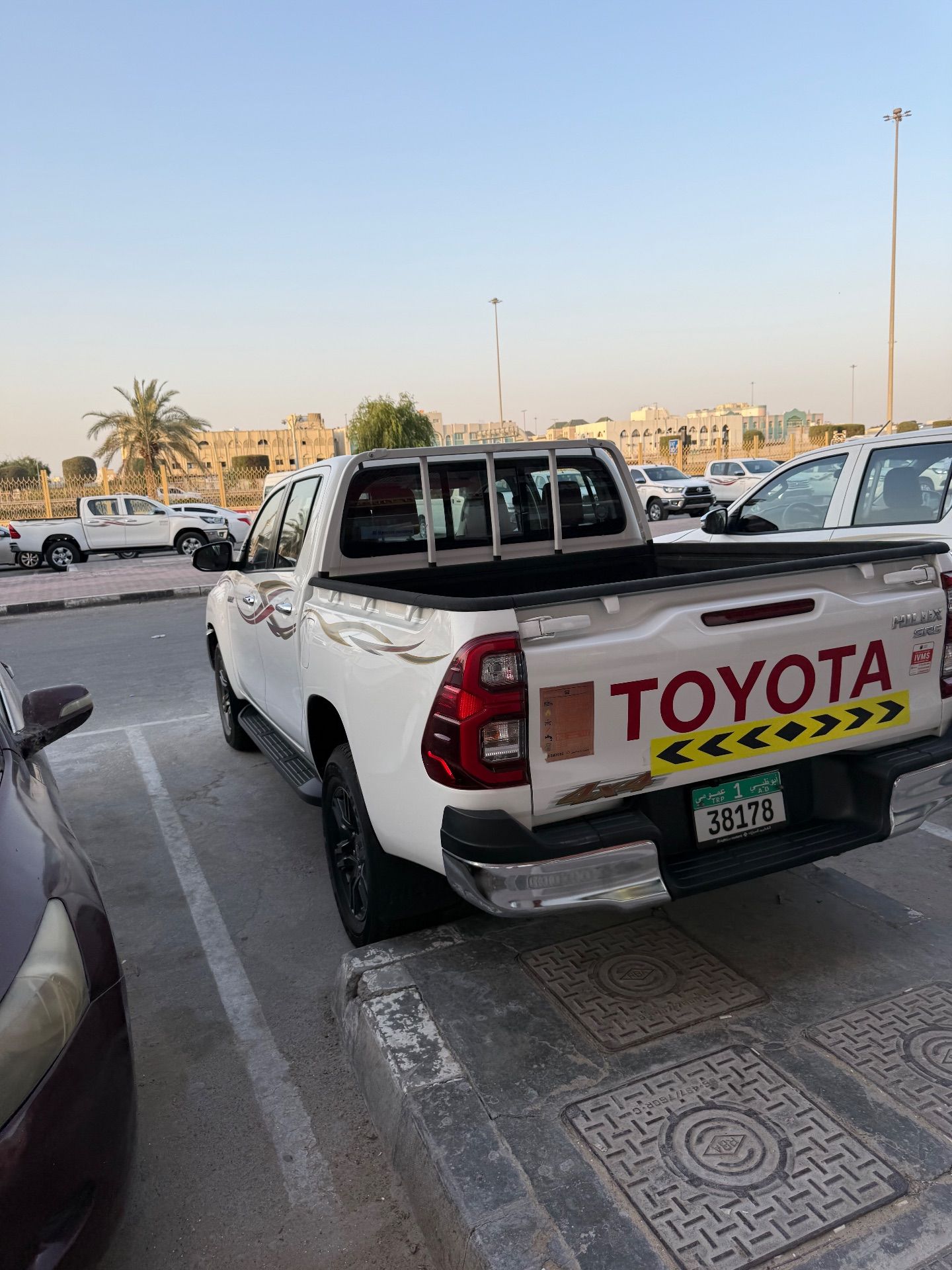 2019 Toyota Fortuner photo 2