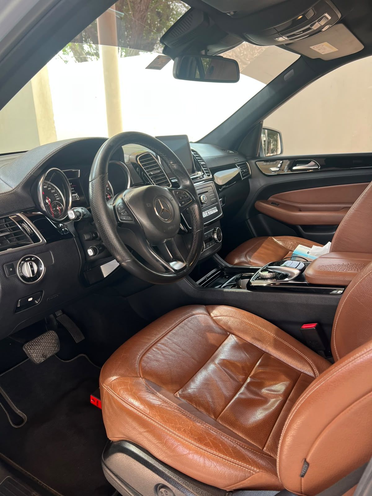 2016 Mercedes-Benz GLE photo 2