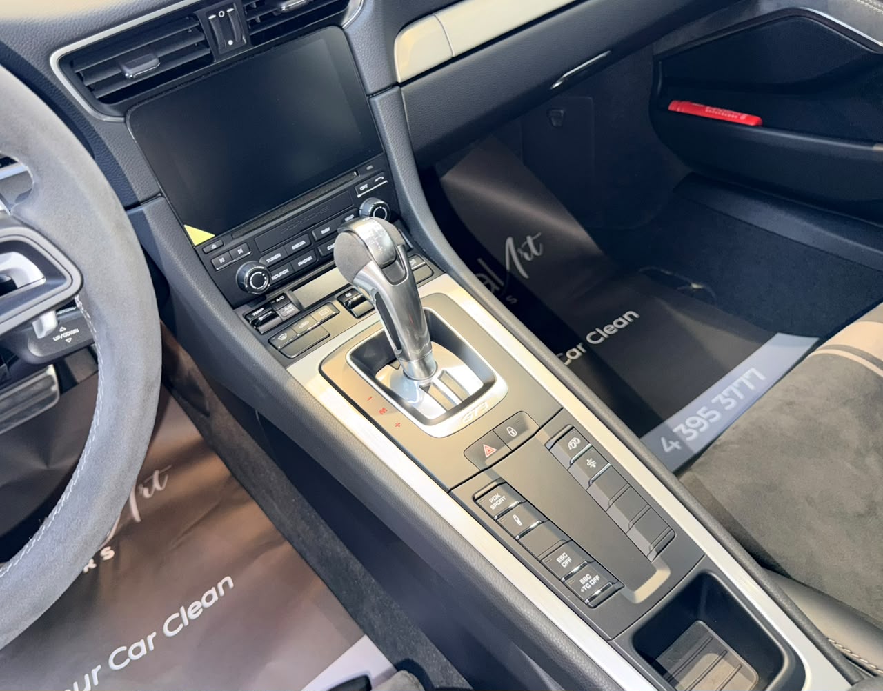 2018 Porsche 911 GT3 photo 3