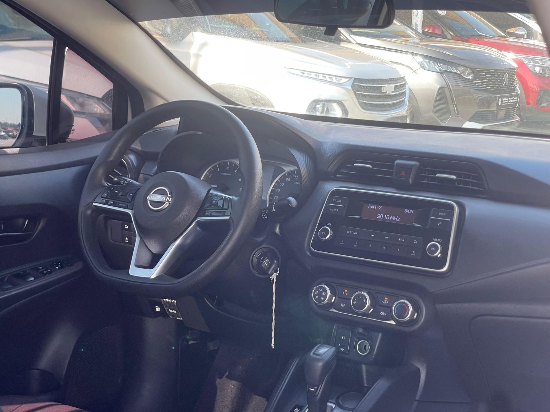 2024 Nissan Sunny photo 5