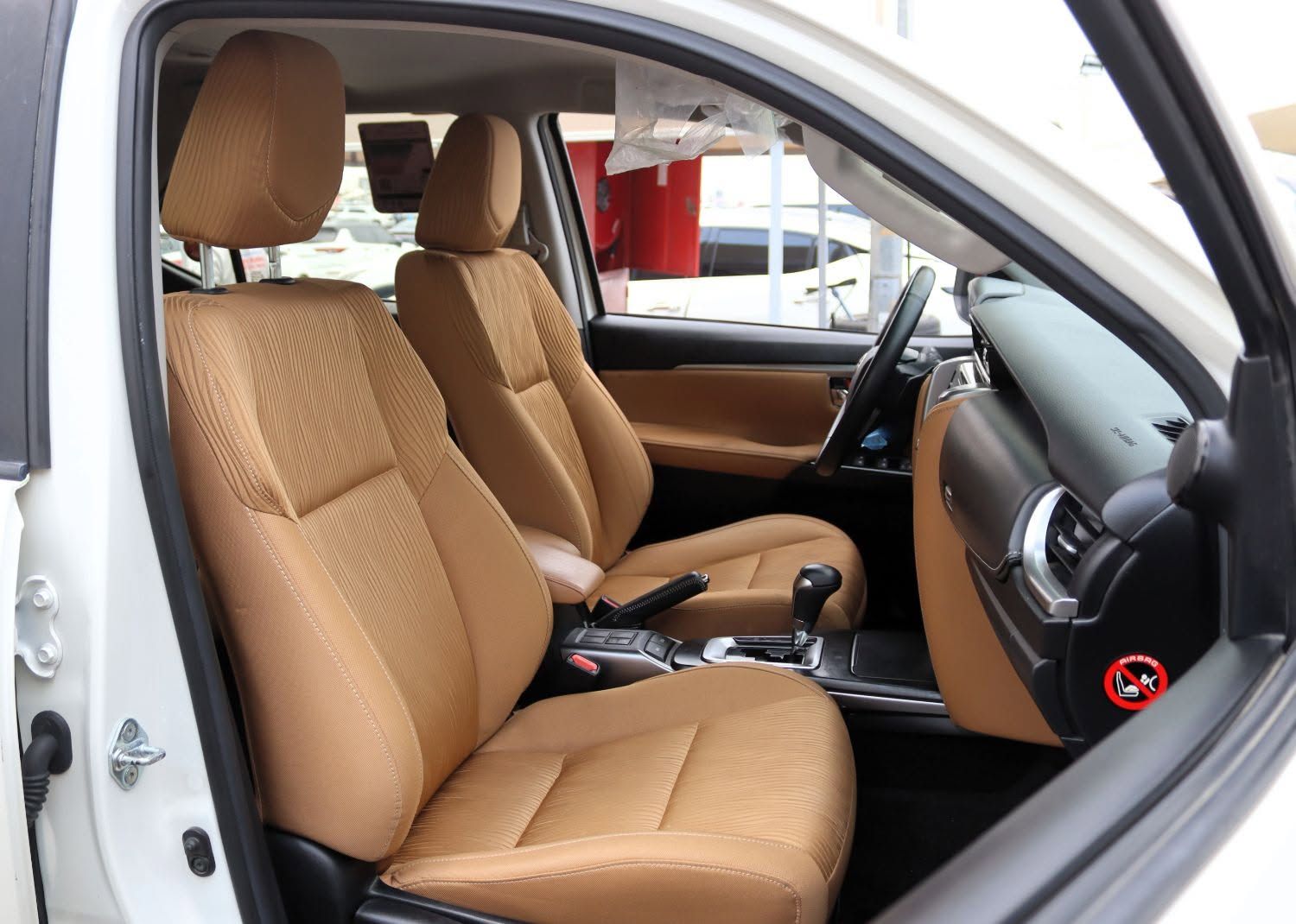 2022 Toyota Fortuner photo 4