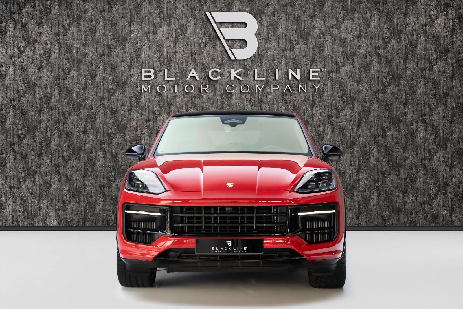 2026 Porsche Cayenne photo 3
